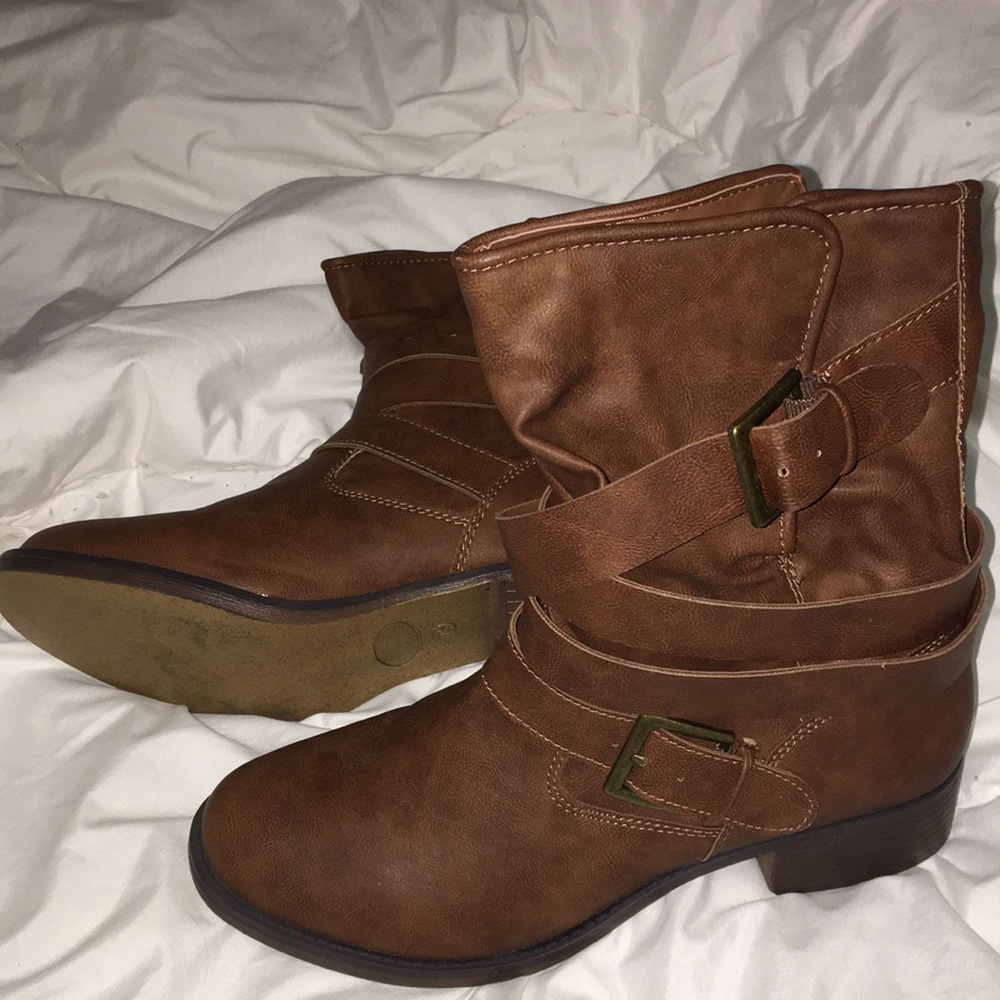 Boots!